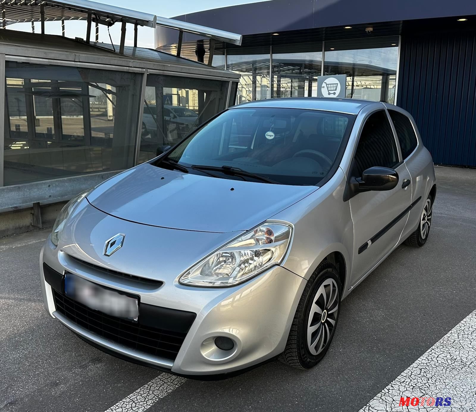 2010' Renault Clio 1,5 Dci photo #3