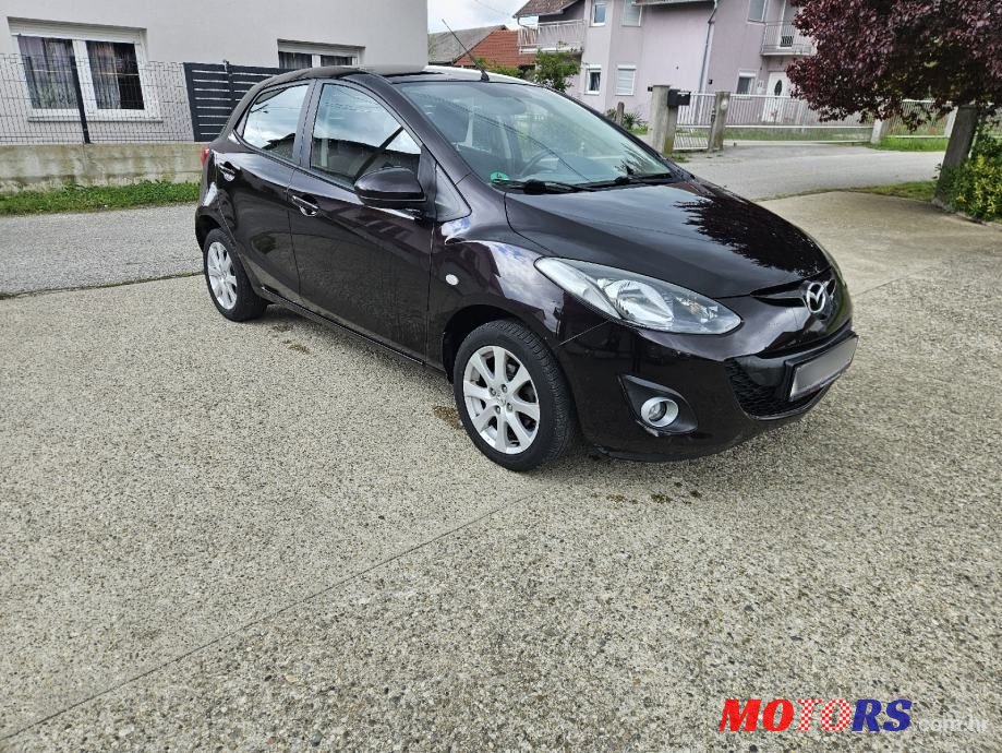 2011' Mazda 2 1,3 I Ce Pro photo #1