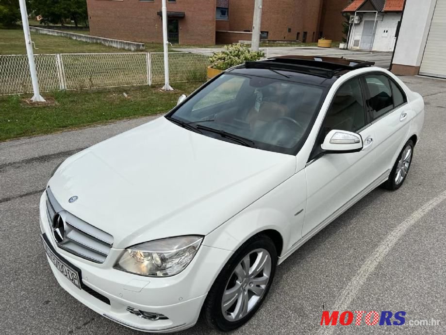2008' Mercedes-Benz C-Klasa photo #1