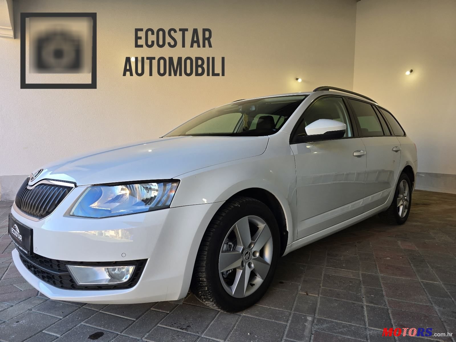 2015' Skoda Octavia Combi photo #1