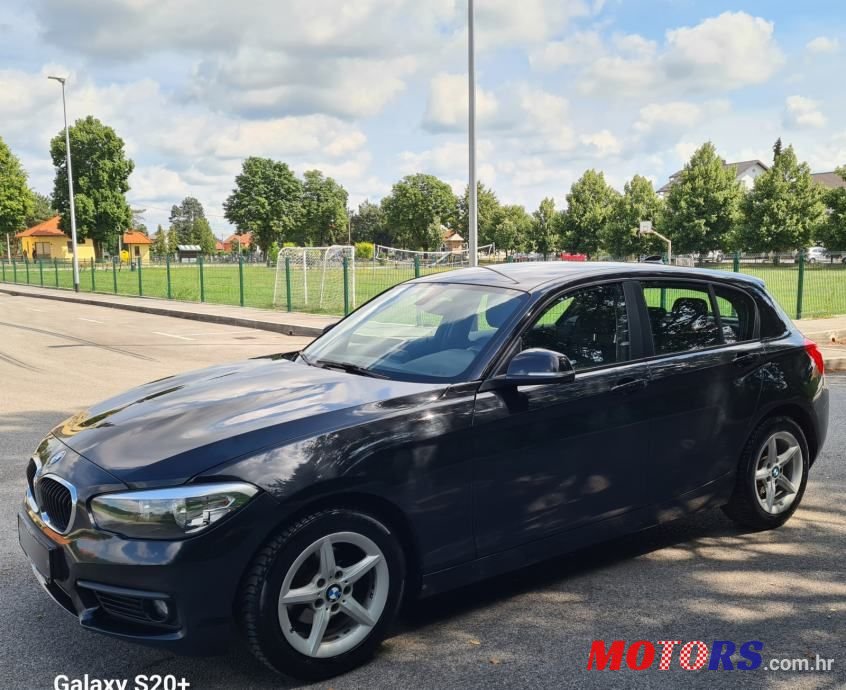 2017' BMW Serija 1 116D photo #5