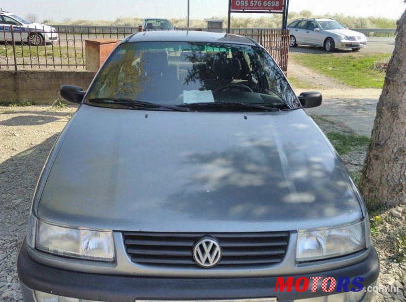 1994' Volkswagen Passat Gl Tdi photo #3