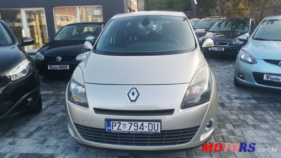 2009' Renault Scenic 1,5 Dci photo #2