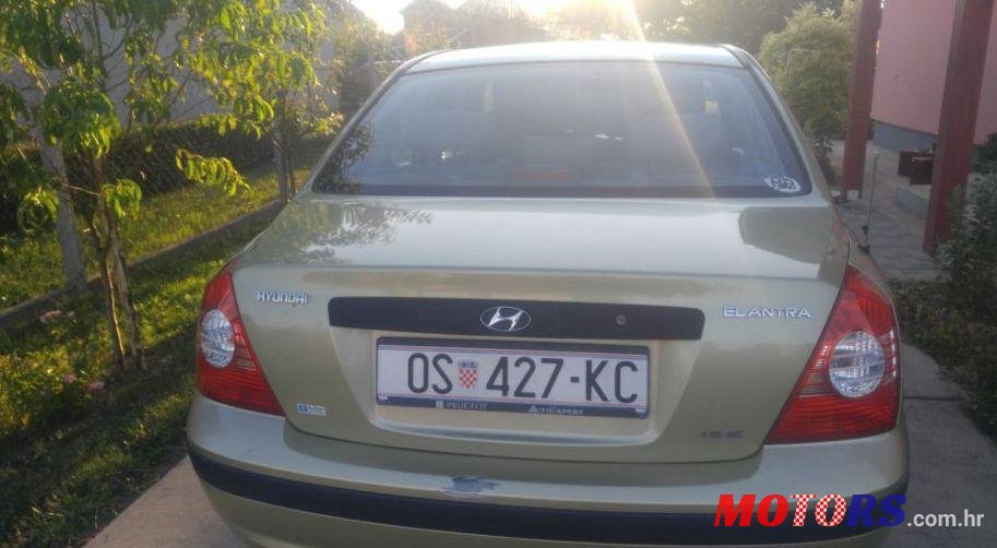 2004' Hyundai Elantra 1,6 photo #2