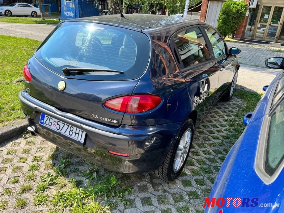 2002' Alfa Romeo 147 photo #3