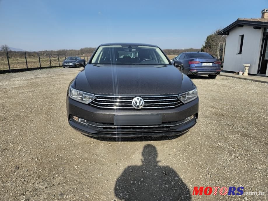 2016' Volkswagen Passat 2,0 Tdi Bmt photo #2
