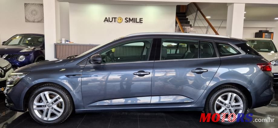 2018' Renault Megane Grandtour photo #2