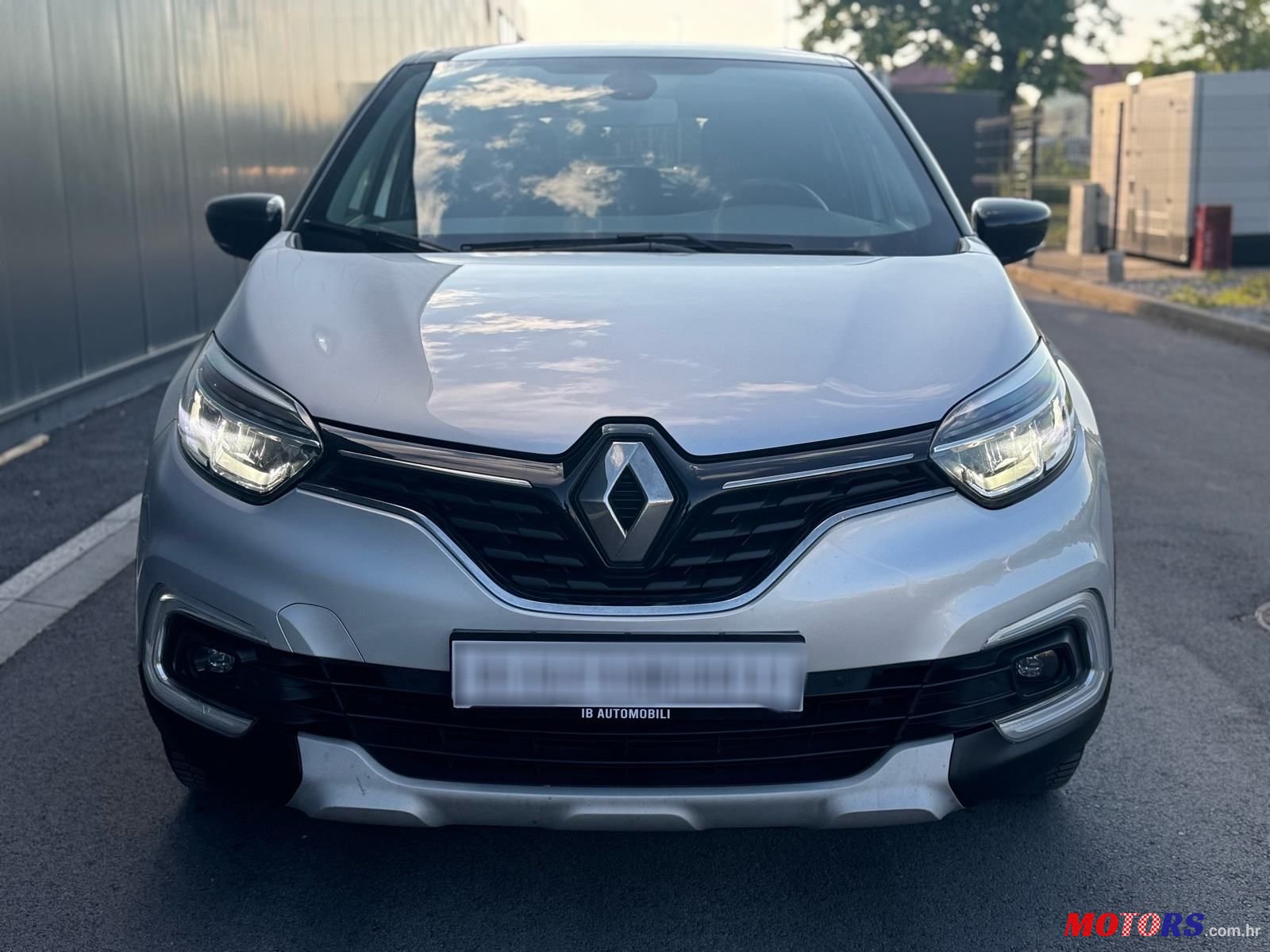 2019' Renault Captur Tce photo #3
