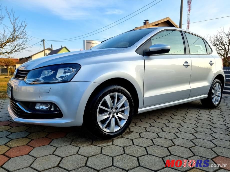 2015' Volkswagen Polo 1,0 photo #2