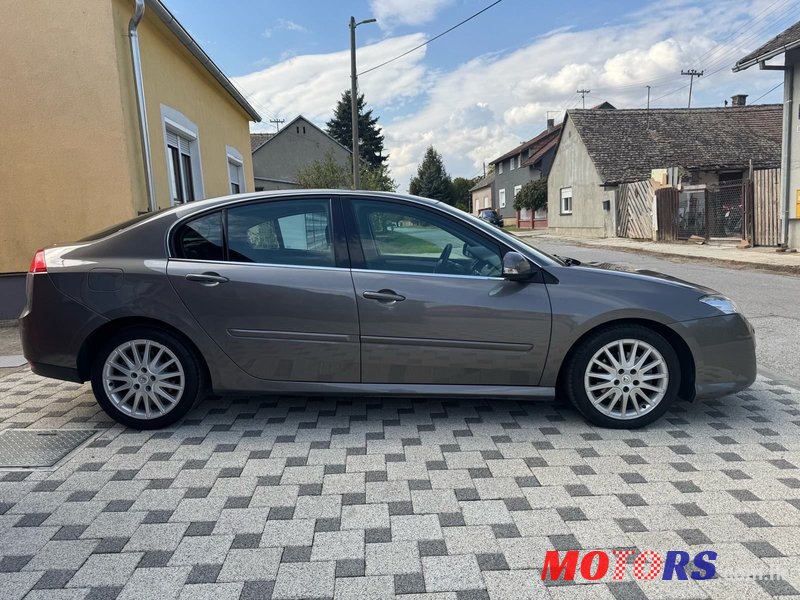 2008' Renault Laguna 2,0 Dci photo #3