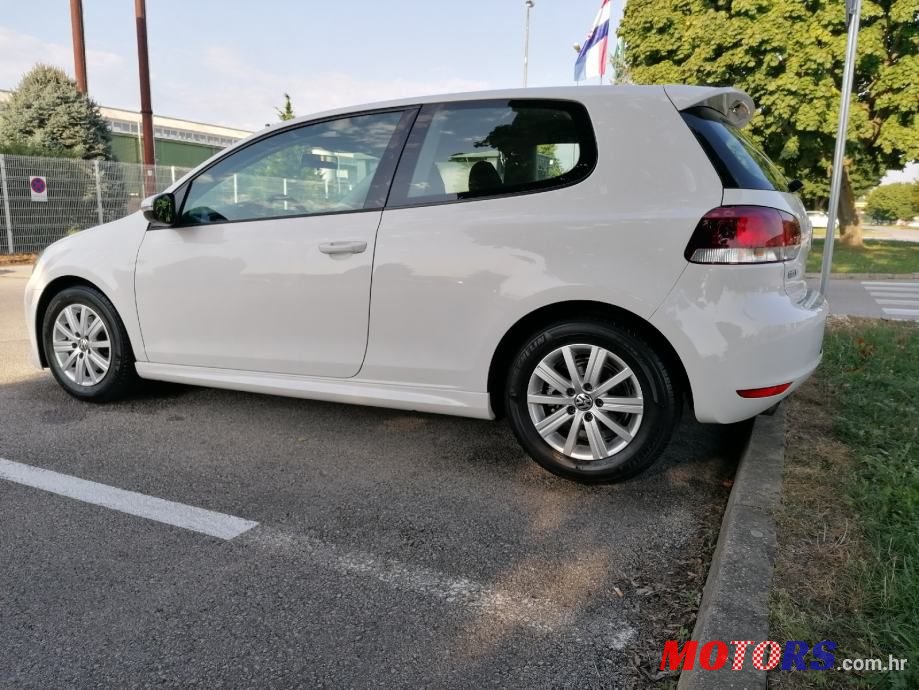 2012' Volkswagen Golf 6 1,6 Tdi photo #1