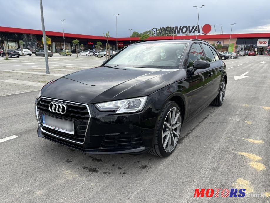 2018' Audi A4 Avant photo #2