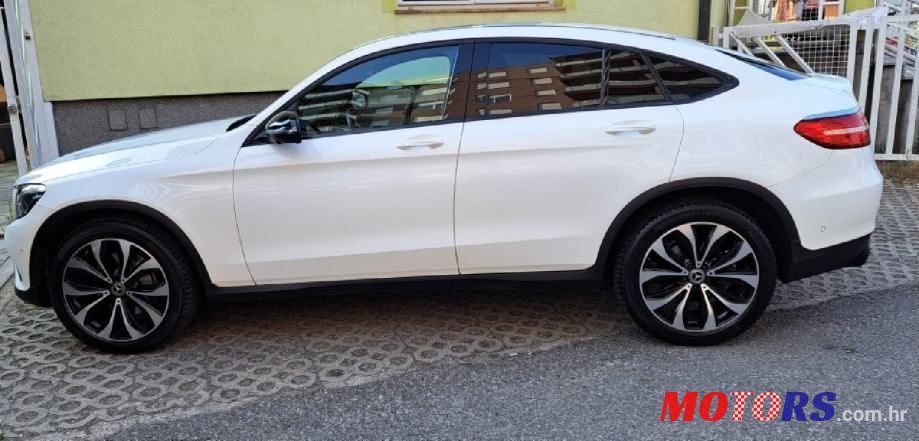 2017' Mercedes-Benz GLC Amg 250D 4 Matic photo #3