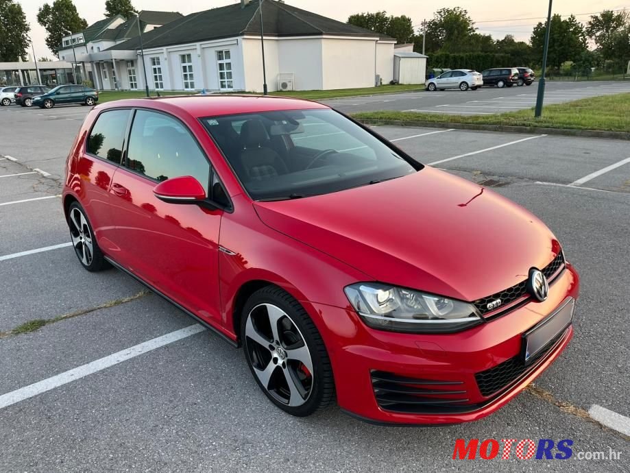 2014' Volkswagen Golf 7 2,0 Bmt photo #5