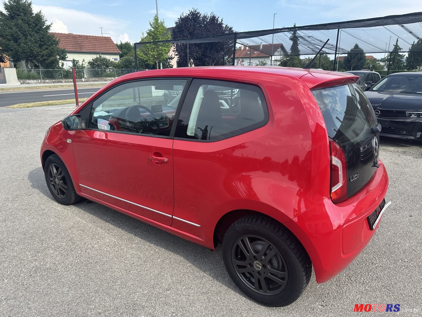 2013' Volkswagen Up! 1,0 Up! photo #3