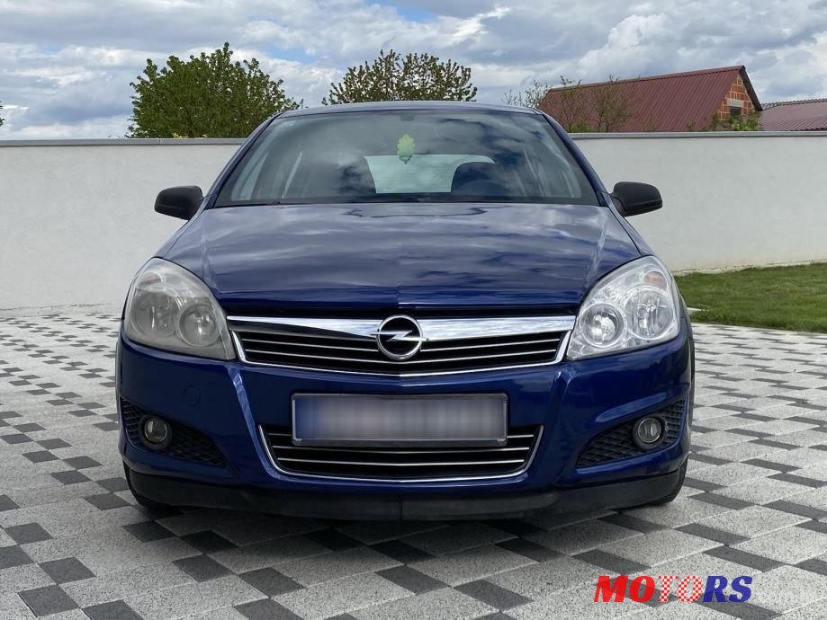 2008' Opel Astra 1,4 photo #2
