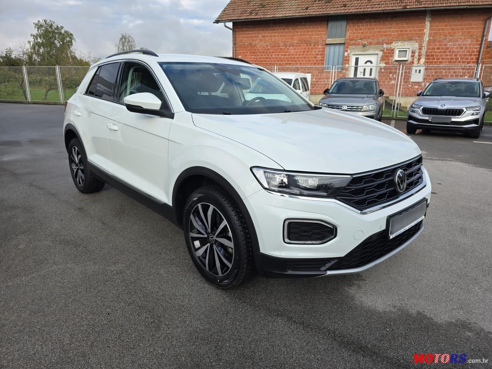 2021' Volkswagen T-Roc 1,0 Tsi photo #3