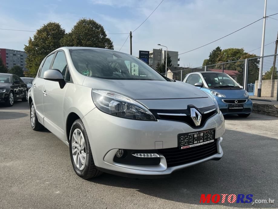 2014' Renault Scenic Dci photo #2