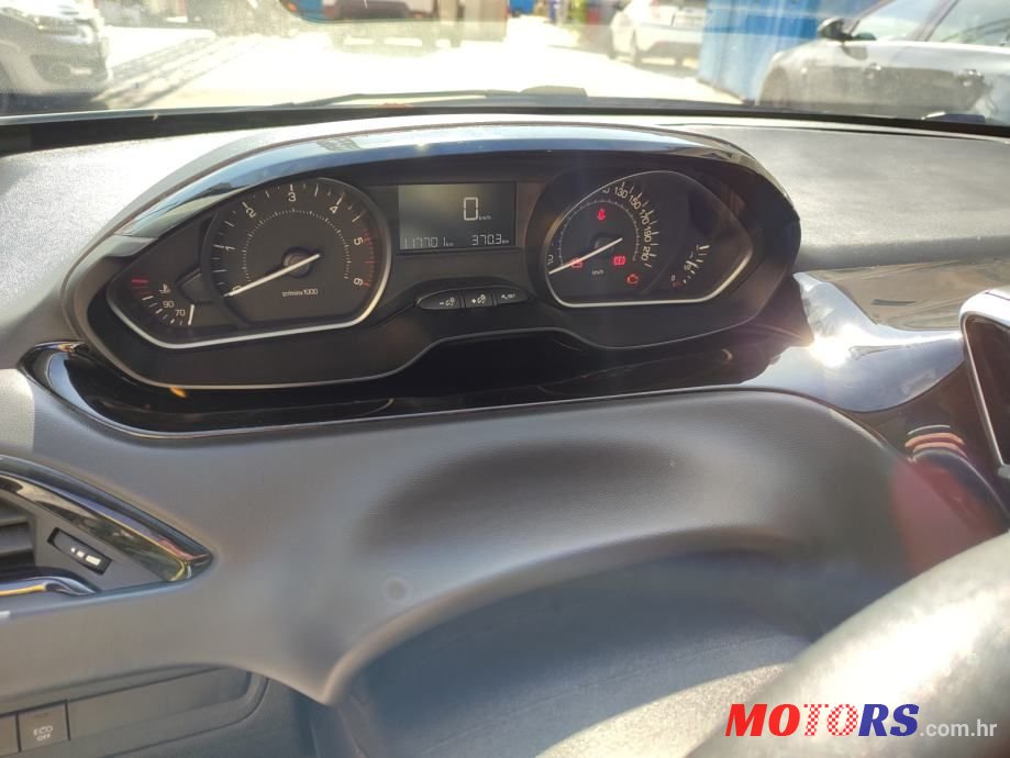 2019' Peugeot 208 1,5 photo #6