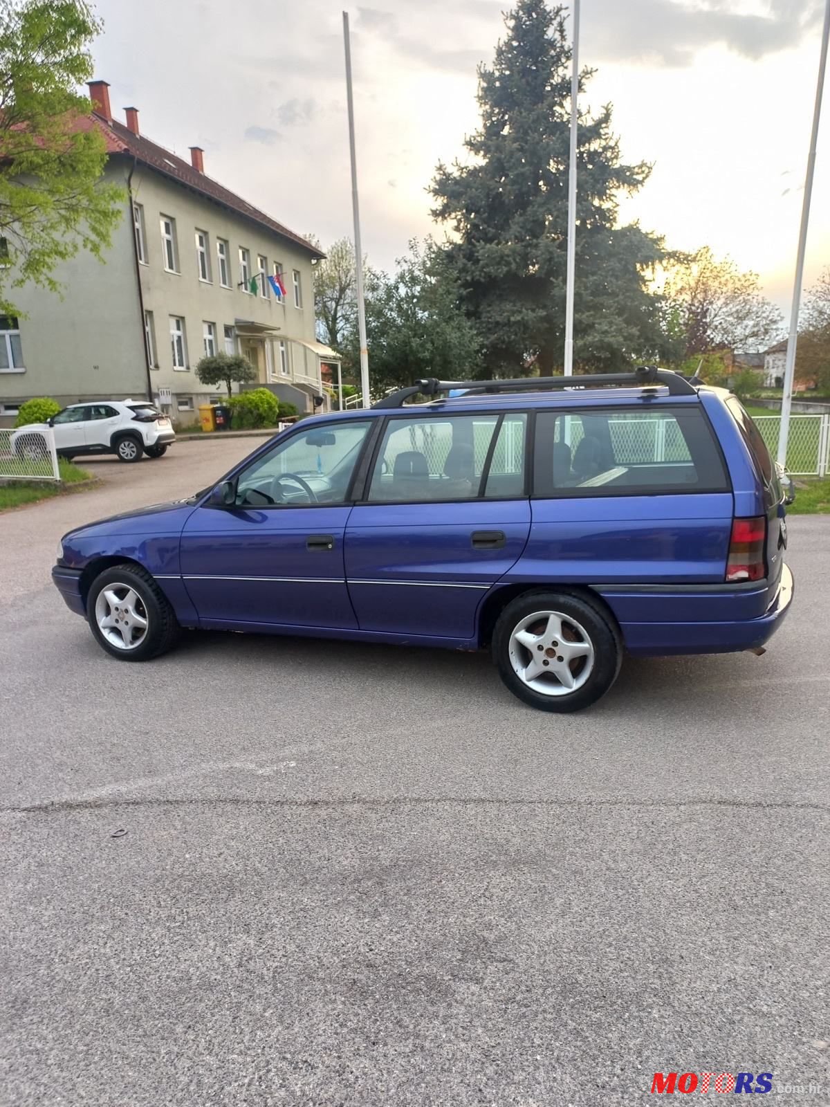 1996' Opel Astra 1.6 Karavan photo #5