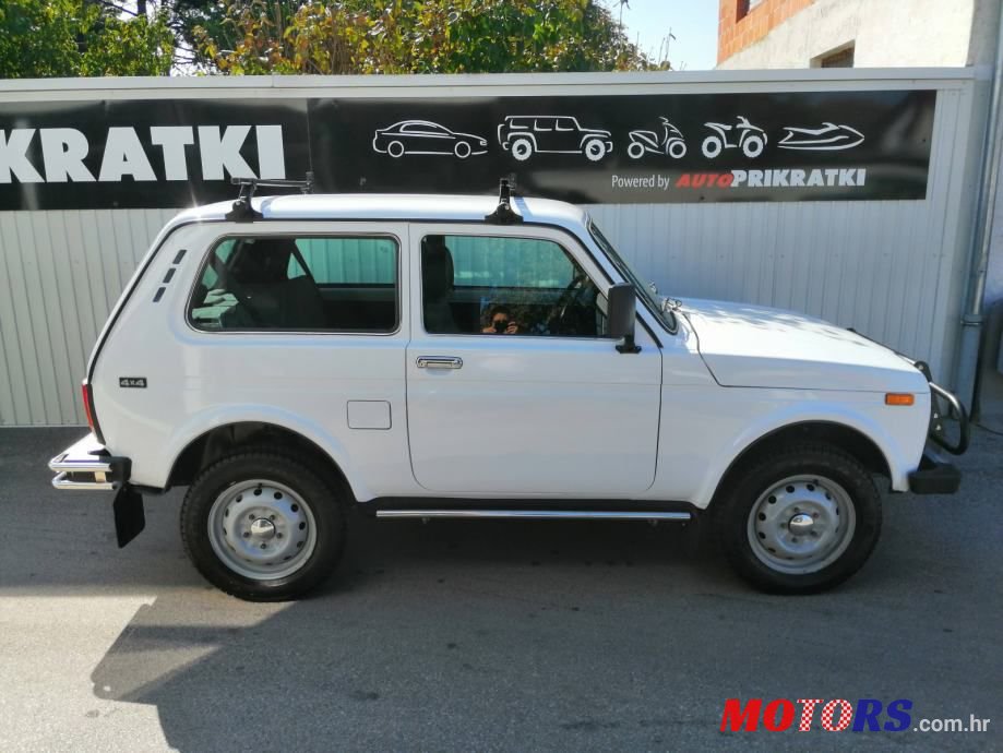 2006' Lada Niva 1700 photo #5