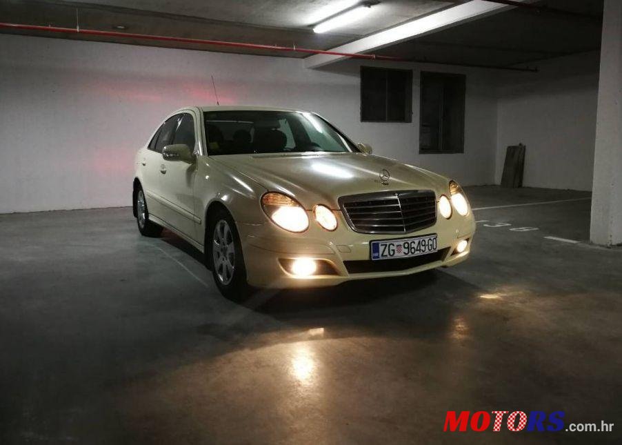 2009' Mercedes-Benz E-Klasa 200 Cdi photo #1