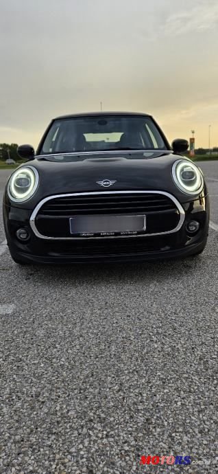 2021' MINI Cooper photo #1