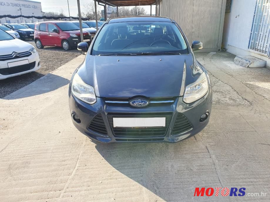 2011' Ford Focus 1,6 photo #2