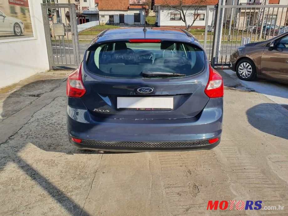 2011' Ford Focus 1,6 photo #5