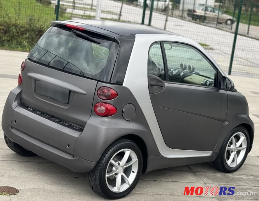 2010' Smart Fortwo photo #5