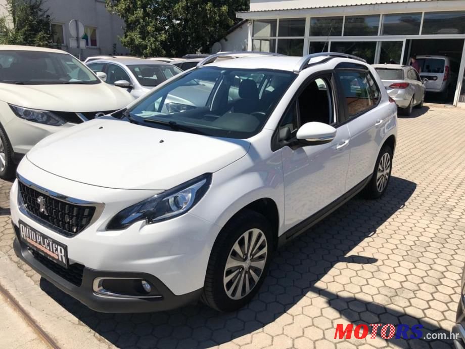 2018' Peugeot 2008 1,6 Bluehdi photo #1