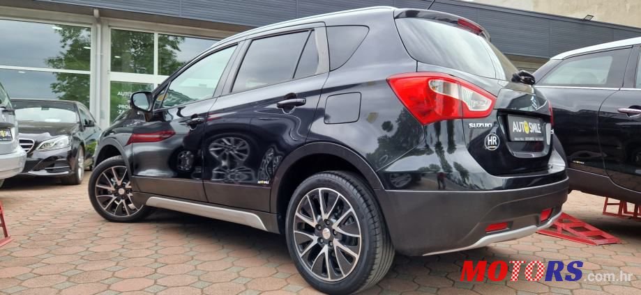 2013' Suzuki Sx4 S-Cross 1,6 photo #4