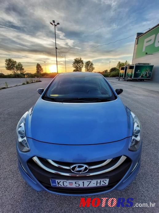 2014' Hyundai i30 photo #2