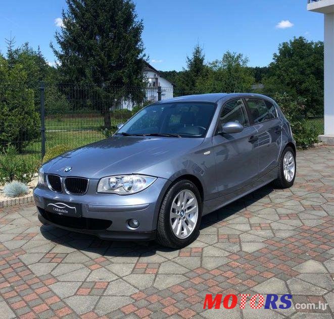 2005' BMW Serija 1 116I photo #1