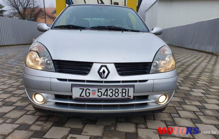 2006' Renault Clio 1.5Dci photo #1