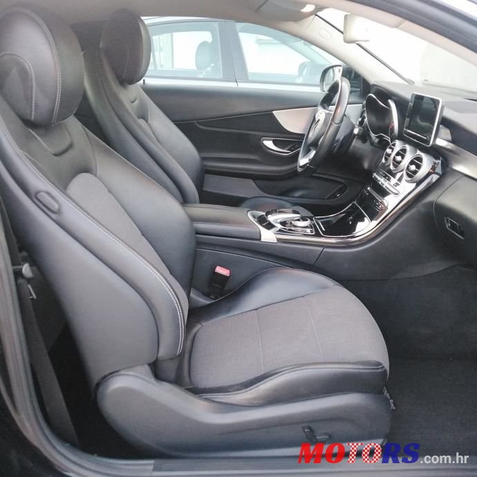 2016' Mercedes-Benz C-Klasa 220 D photo #5