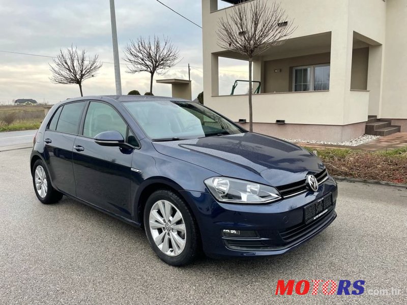 2015' Volkswagen Golf 7 1,6 Tdi photo #3