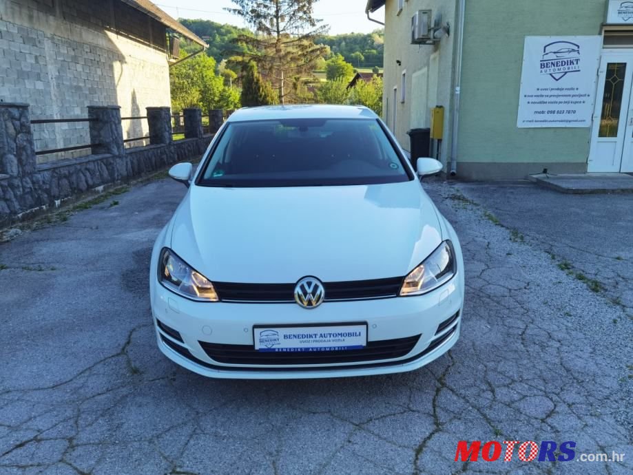 2015' Volkswagen Golf 7 1,6 Tdi Bmt photo #3