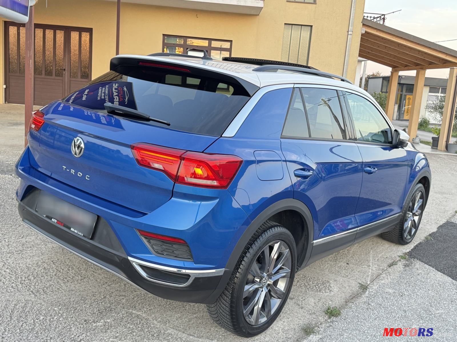 2018' Volkswagen T-Roc 1,6 Tdi photo #3