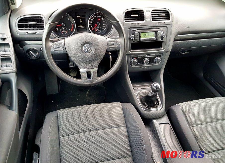 2010' Volkswagen Golf VI 2,0 Tdi photo #1
