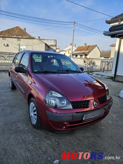 2002' Renault Clio 1,2 photo #1