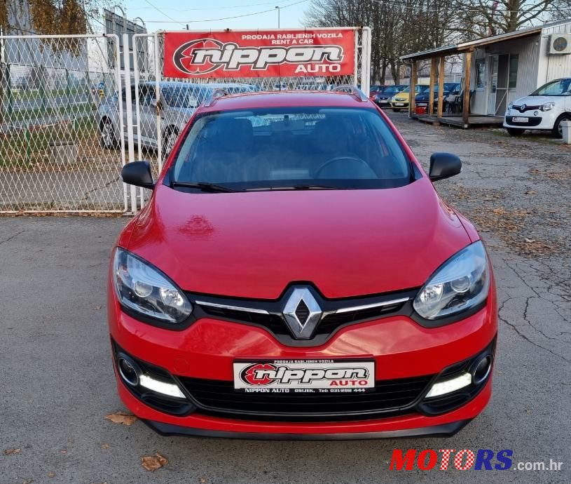 2014' Renault Megane Grandtour photo #2