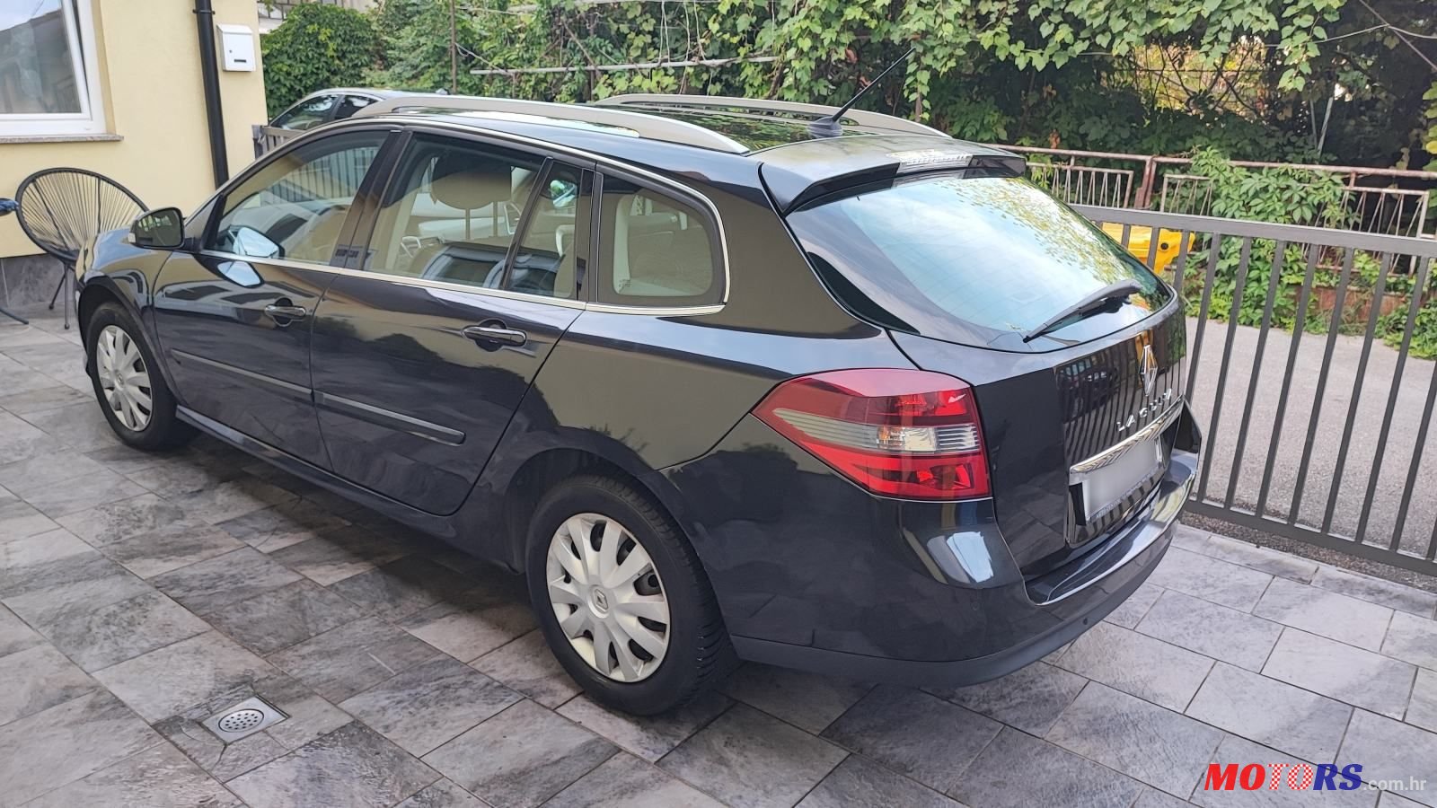 2011' Renault Laguna Grandtour 1,5 Dci photo #4