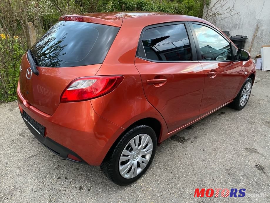 2010' Mazda 2 1.4 D photo #5