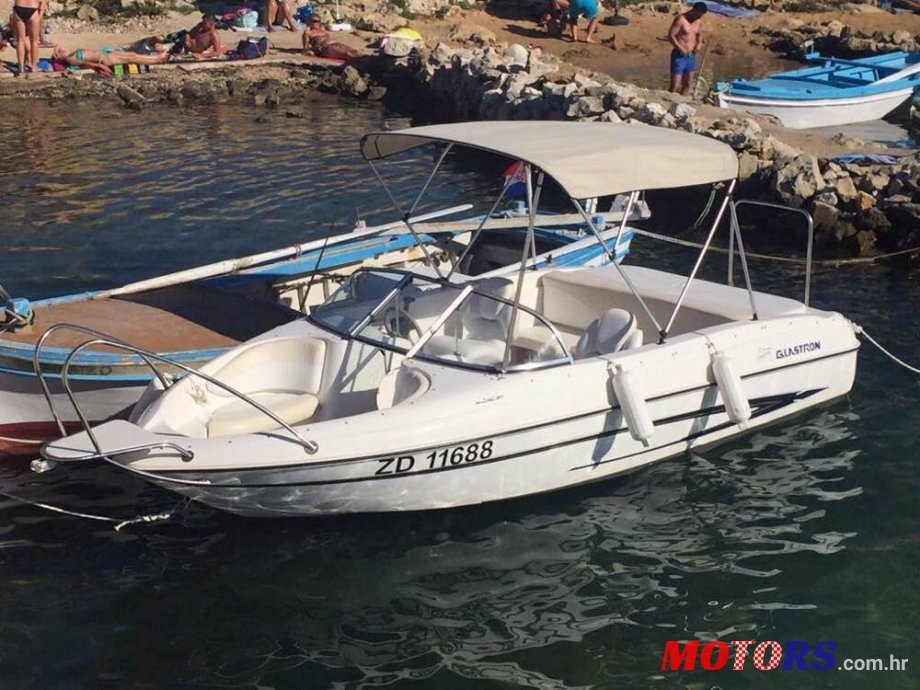 2005' Glastron photo #1