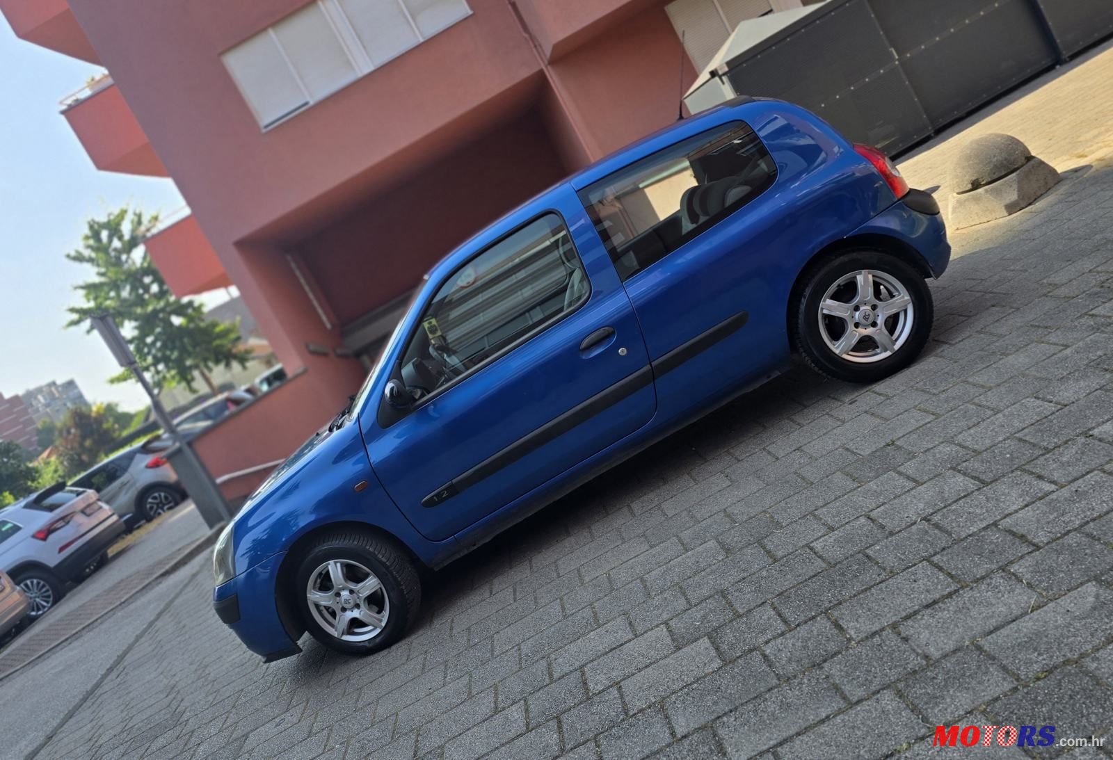 2005' Renault Clio 1,2 photo #4