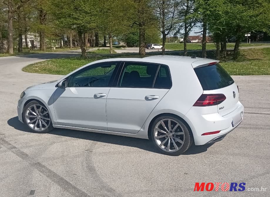 2017' Volkswagen Golf VII 1,6 Tdi Bmt photo #3