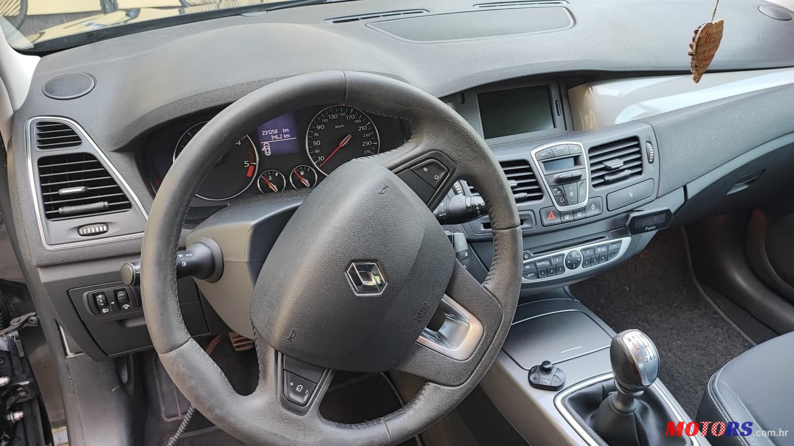 2011' Renault Laguna Grandtour 1,5 Dci photo #2