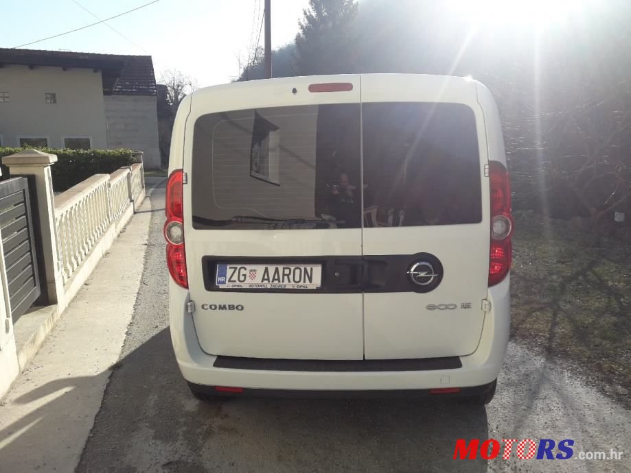 2017' Opel Combo 1.3 Cdti photo #6