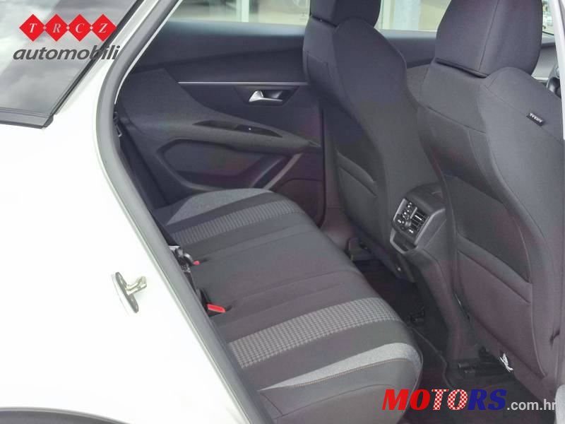 2019' Peugeot 3008 photo #4